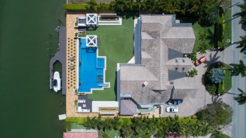 NON Flooded Waterfront Homes